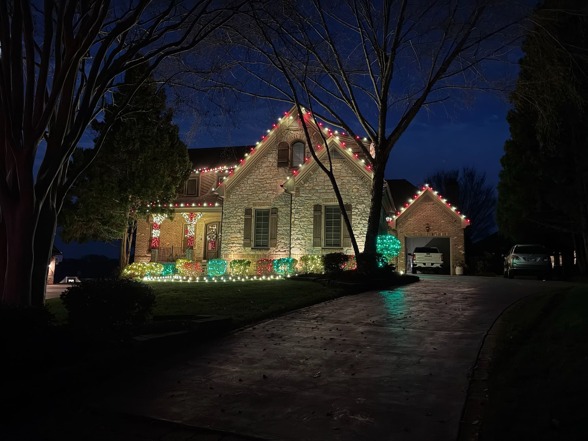 Blog post Professional Christmas Light Installation in Knoxville: Transform Your Home into a Holiday Masterpiece image