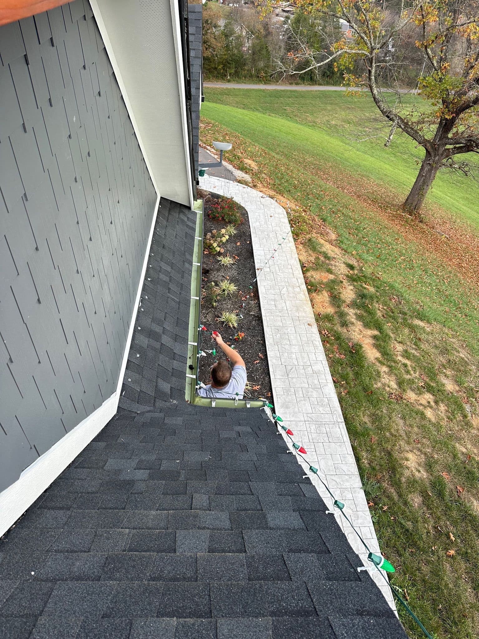 Blog post Safe Christmas Light Installation Sevier County: Professional vs DIY Safety image