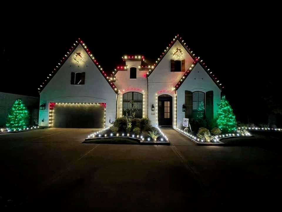 Blog post Christmas Light Installation Maryville TN: Professional Holiday Decorating Services image