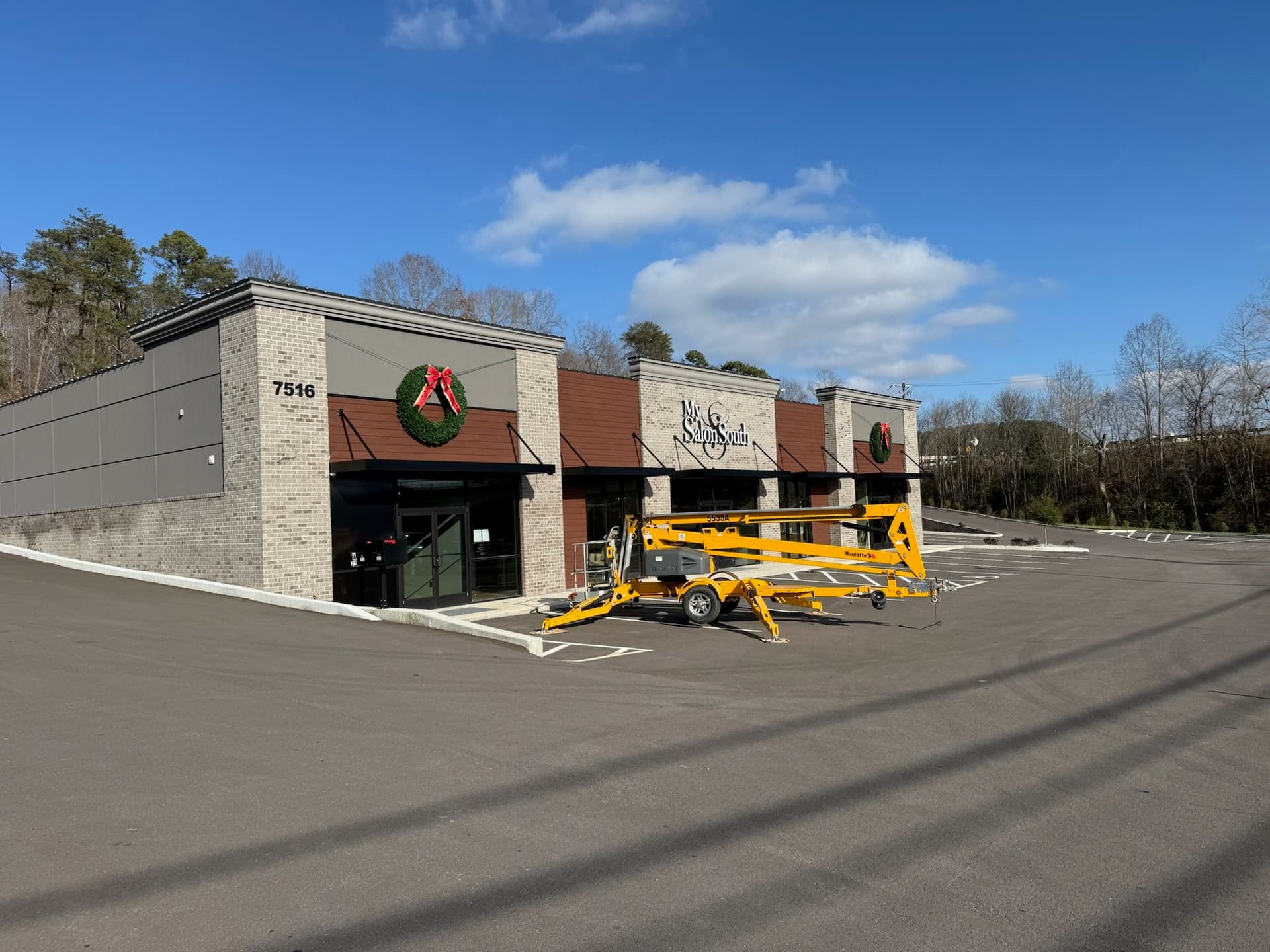 Festive Commercial Lighting in South Knoxville image